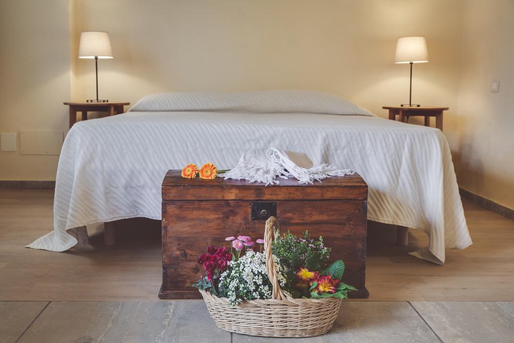 Agriturismo Le Canterie Radicondoli Ngoại thất bức ảnh