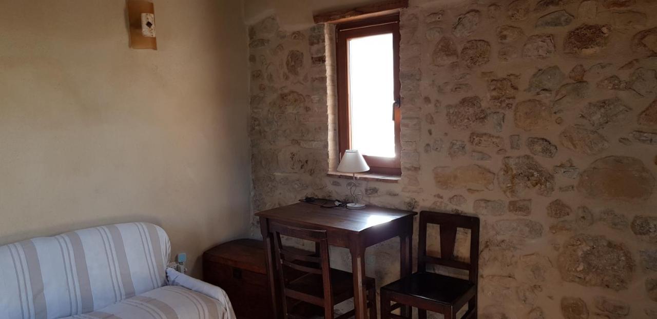 Agriturismo Le Canterie Radicondoli Ngoại thất bức ảnh